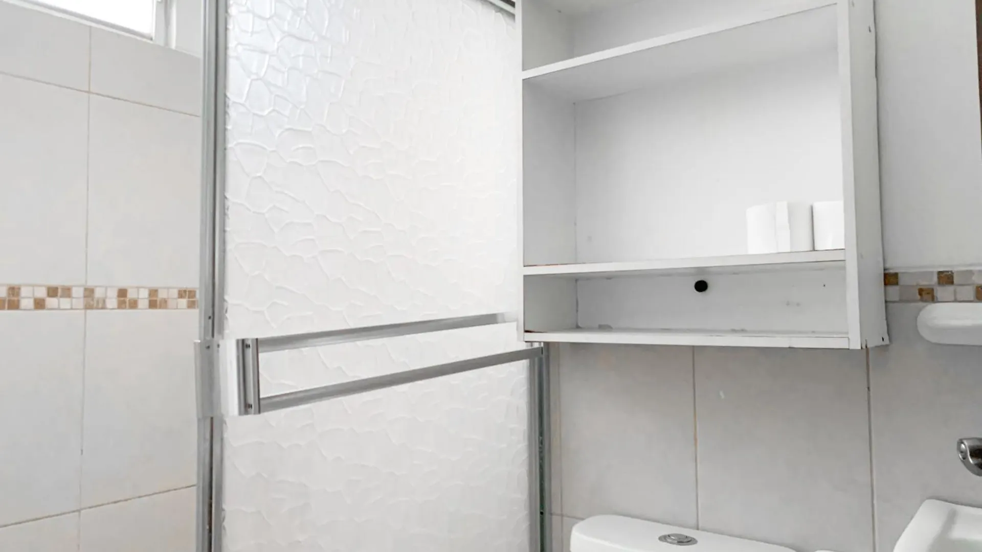Villa Familiar Privada, 5 Dormitorios, Altos Del Rio Guayaquil 0*,  Ekwador